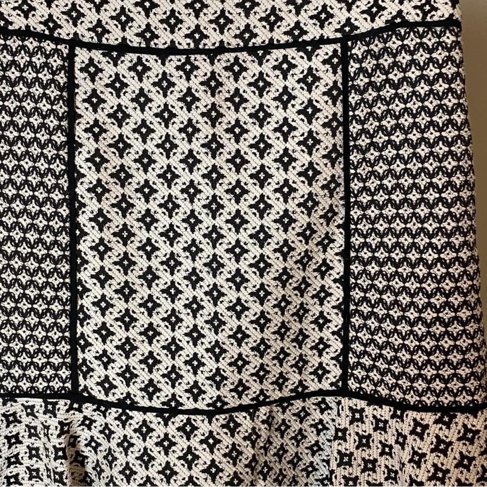 LOFT Mixed Jacquard Flippy Skirt - Picture 3 of 3